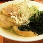しお（並）SPグリーン麺(麺屋 六感堂)