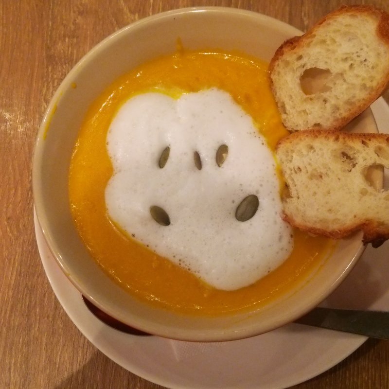 パンプキンビスク(ツッキーズカフェ)