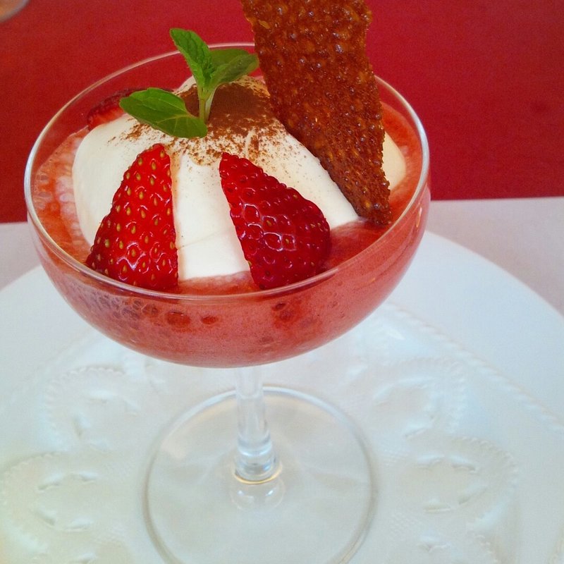 いちごのブラマンジェ(ブノワ （BENOIT）)