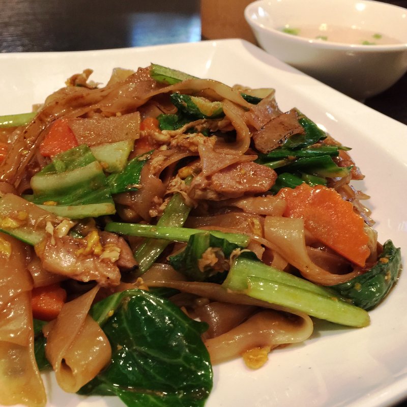 パットシーユー 太麺焼き(ワンチャン )