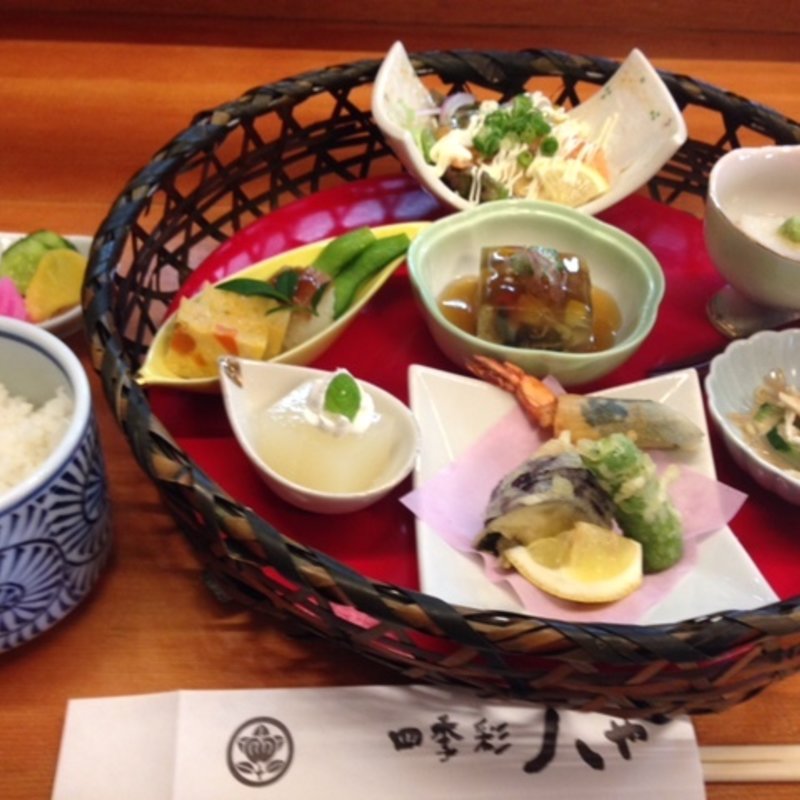 花籠(四季彩　八や)