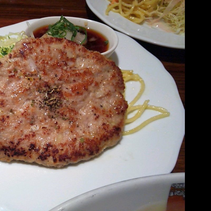 ハンバーグ＆ロールキャベツ(アカシア 羽田空港第２ターミナル店)