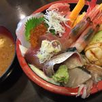 海鮮丼(福寿し)