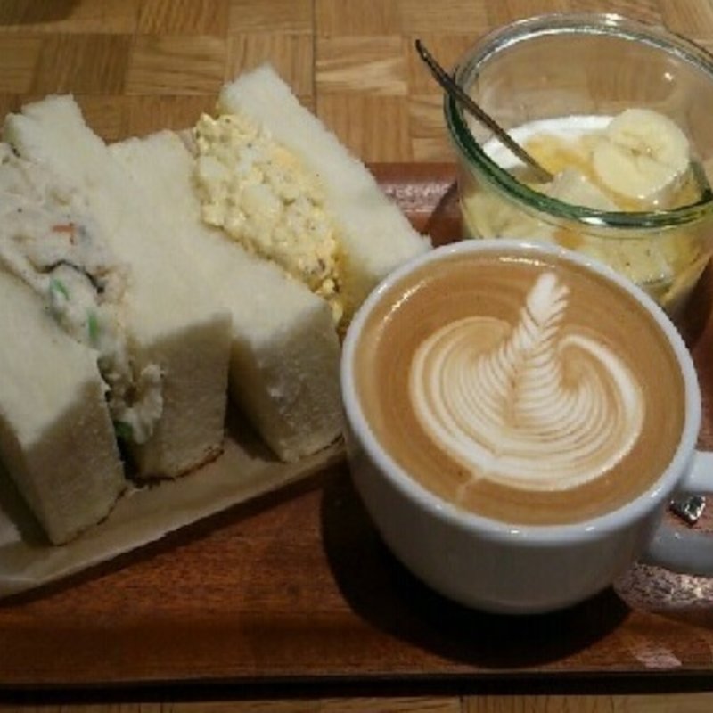 サンドイッチランチプレート(フェブラリーカフェ （FEBRUARY CAFE）)