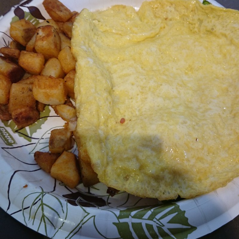 オムレツ、ホウレンソウとチェダーチーズ(Eggs 'n Things 銀座店)