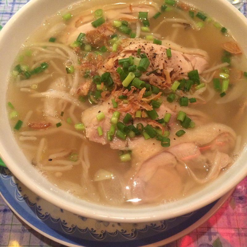 鶏肉のフォー(KHANHのベトナムキッチン 銀座999)