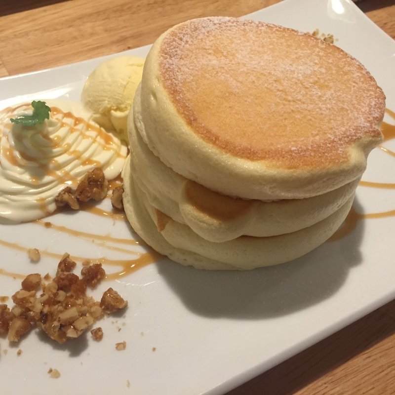 キャラメルナッツ・パンケーキ(fleur （フルール）)