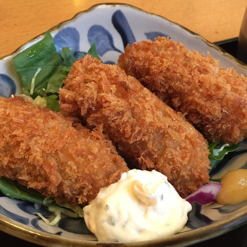 カキフライ定食(すし酒場　まるきゅう)