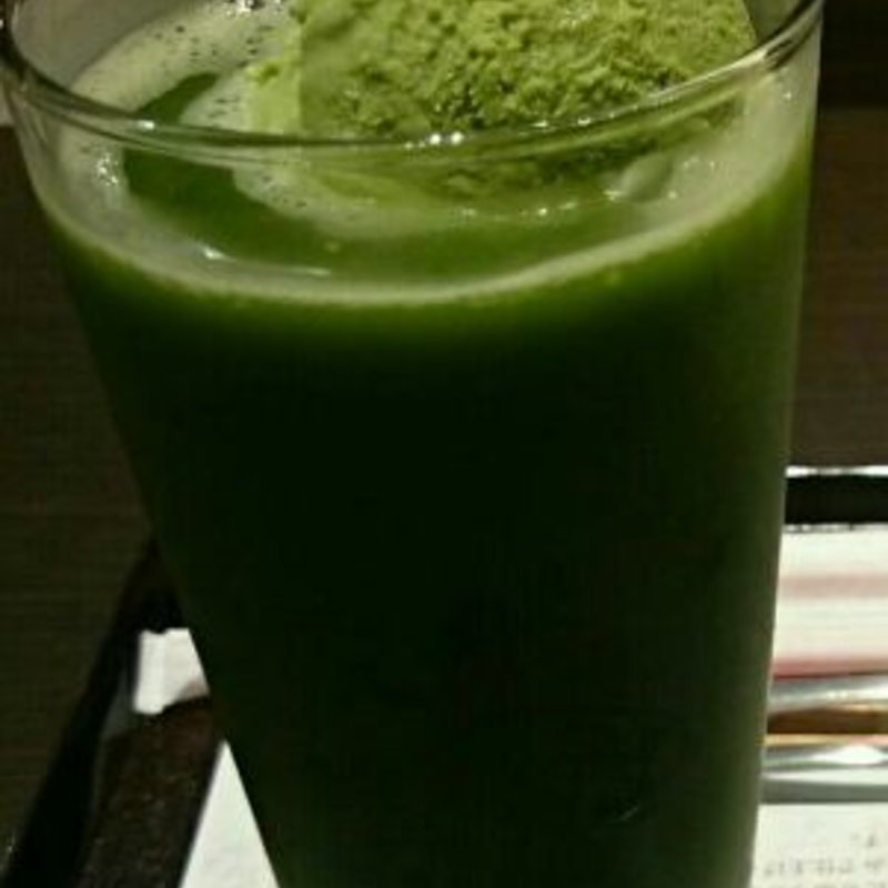 抹茶オーレ葛入りアイス添え(天極堂 カフェクデュウー)