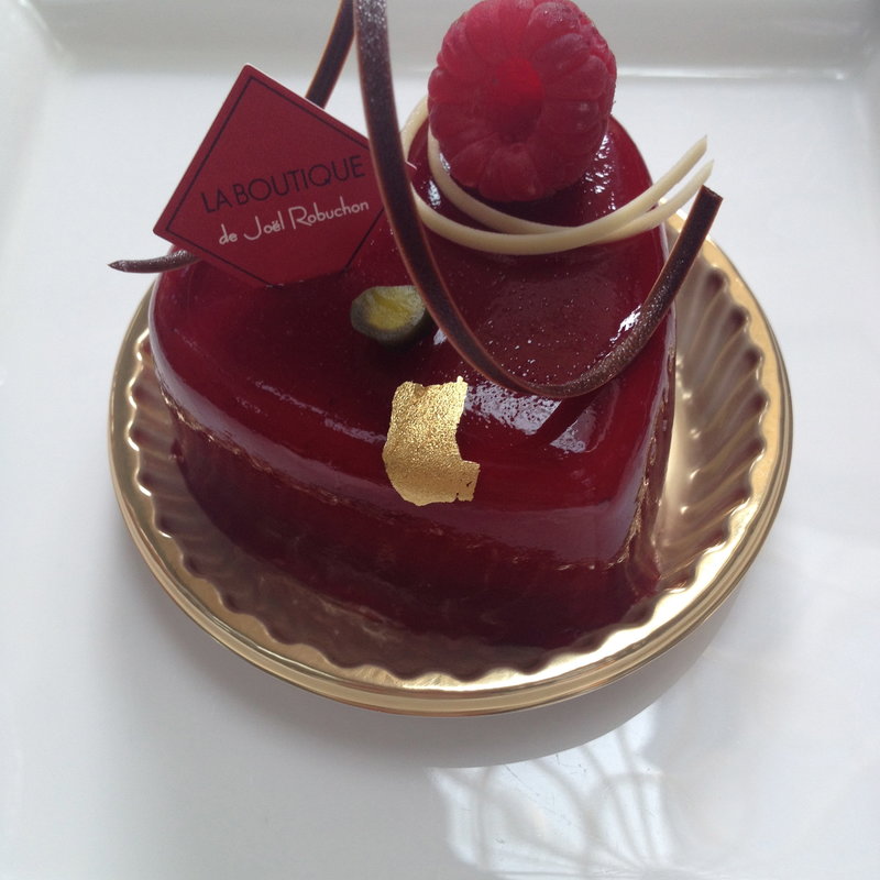 ルージュ(ラ ブティック ドゥ ジョエル・ロブション 丸の内ブリックスクエア店)