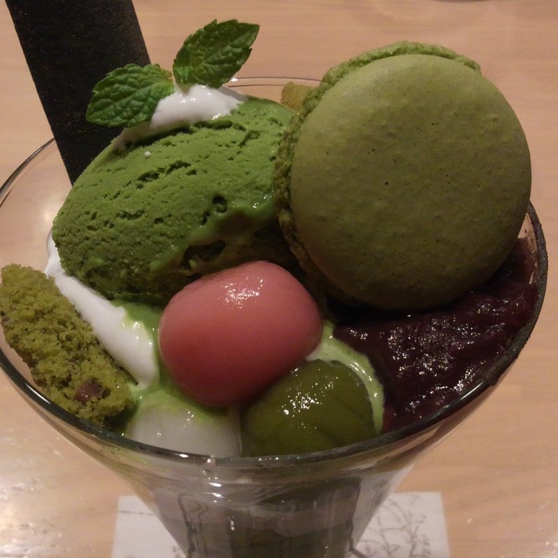 西尾の八ッ橋パフェ(八ッ橋茶屋)