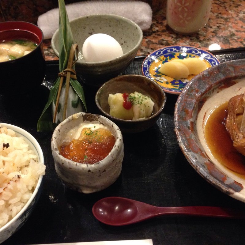 煮魚定食(和平)