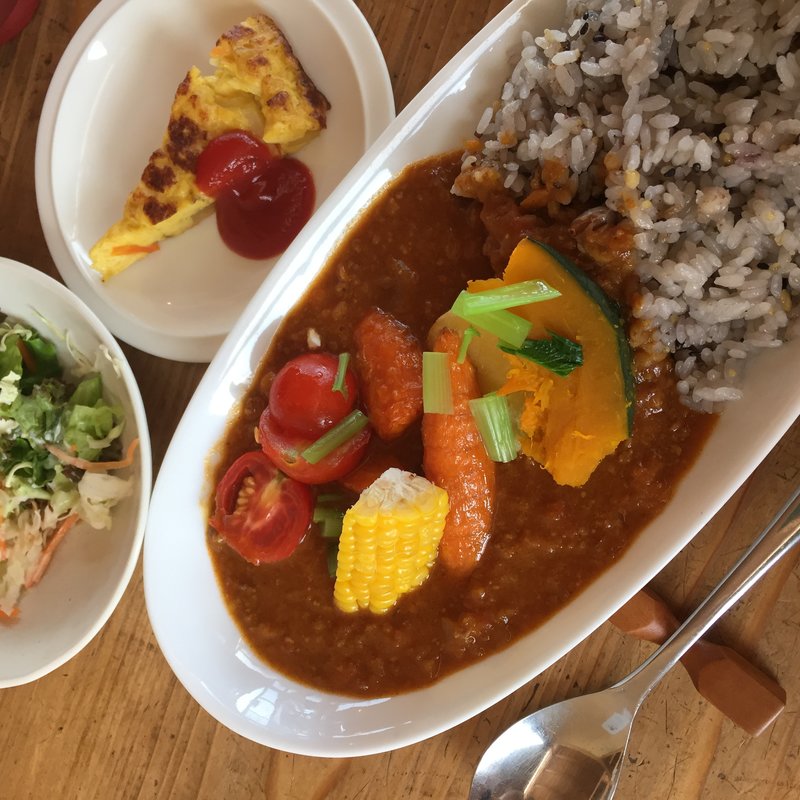 畑の恵カレー(ソラノネ紀伊国屋 )