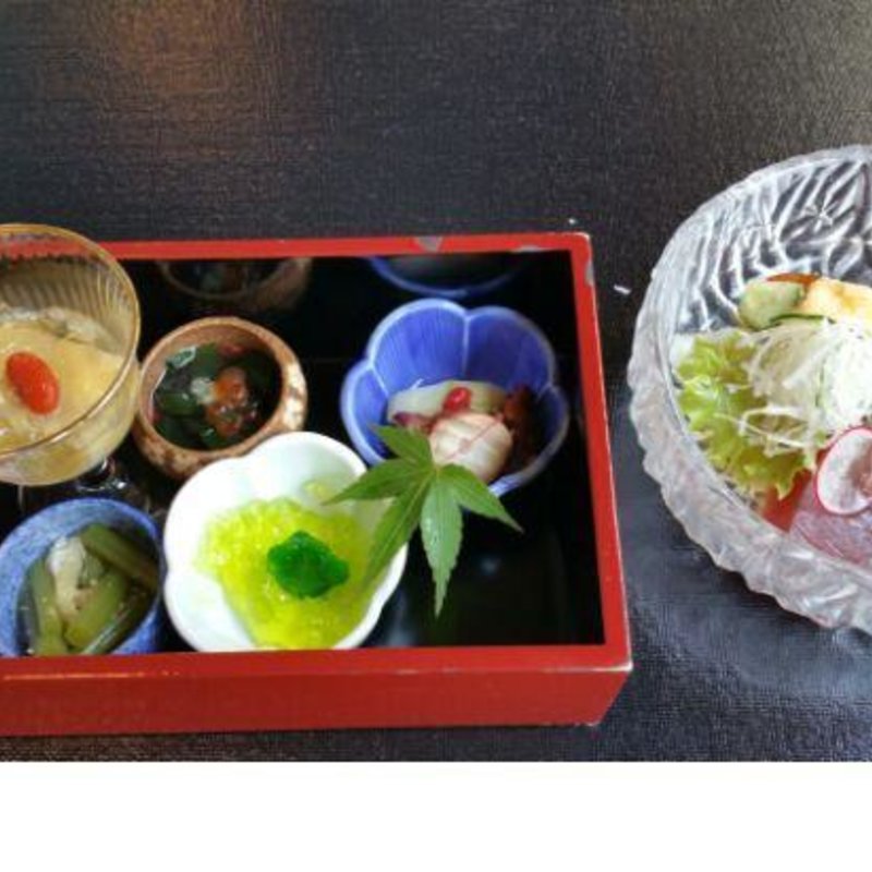 ランチセット(夜間飛行 （ヤカンヒコウ）)