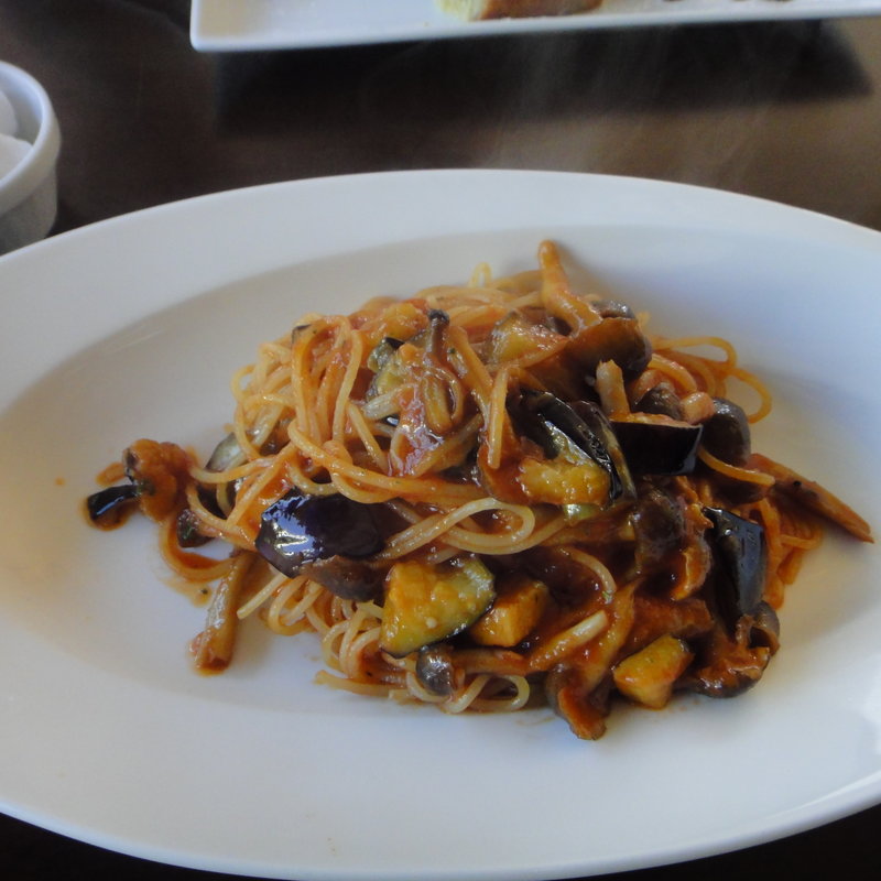 なすとトマトソーススパゲティ(イワジン喫茶)