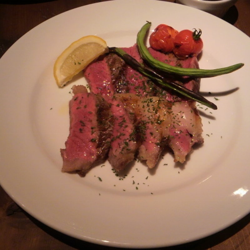 はこだて大沼牛サーロインステーキ150g(イタリアン＆グリル　センバキッチン)