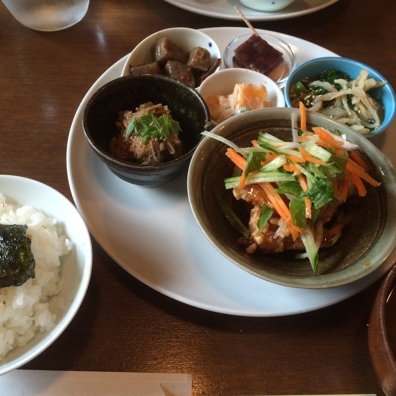 カナカナご飯(カナカナ)