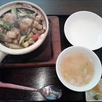 五目あんかけ土鍋炒飯(無双)