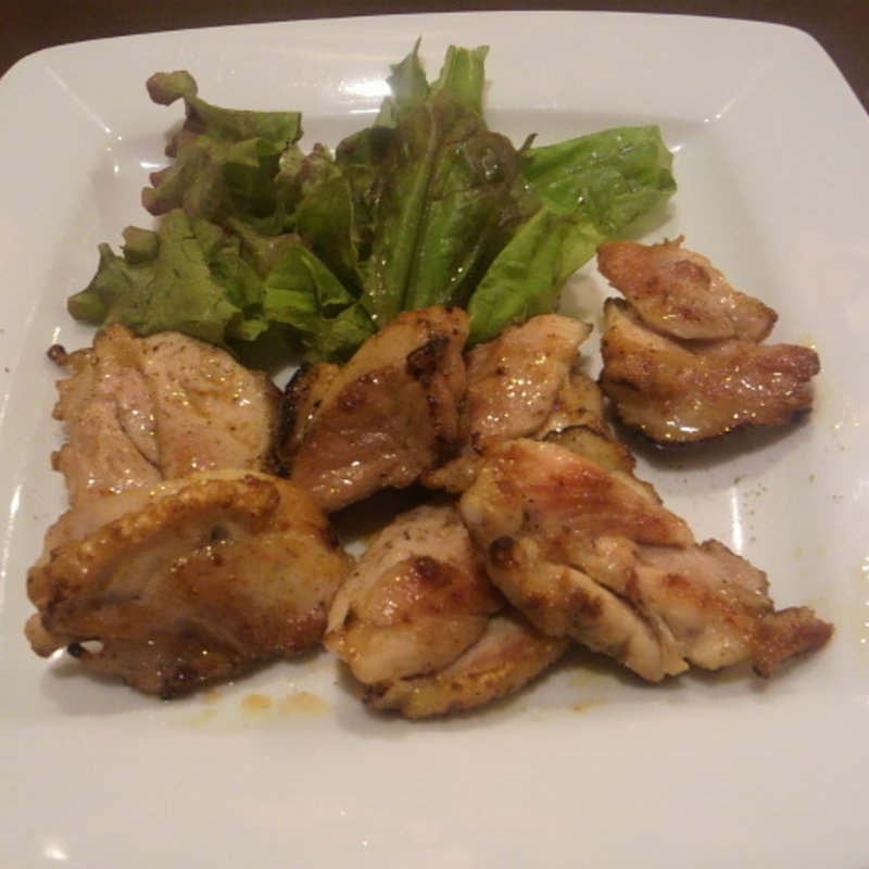 ももステーキ（もも焼き）(鶏バル)