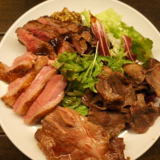 いろんなお肉をちょっとずつ 肉盛 350g(京都ダイナー)