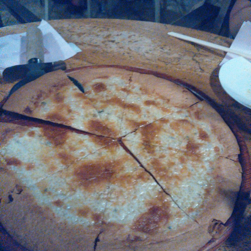 クアトロフォルマッジョ(Ocean table)