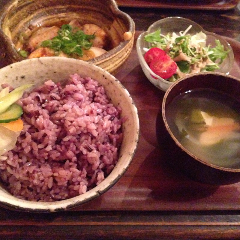 豚角煮と煮卵のやわらか煮（ごはん、すまし汁 つき）(シズク （shizuku）)