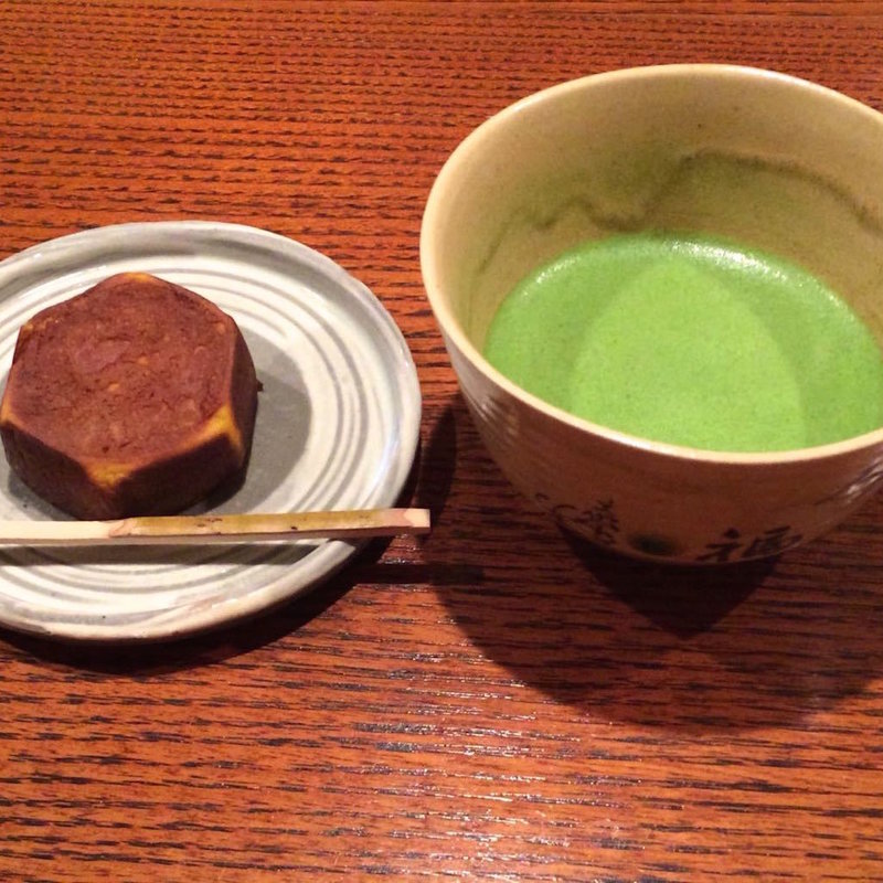 薄茶　京極の昔(一保堂茶舗 喫茶室 嘉木)