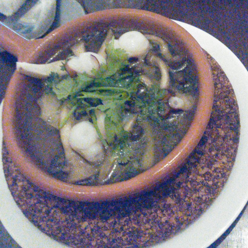 水タコとパクチーのアヒージョ(First Marine ～Glassy～)