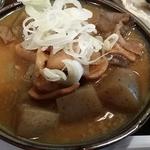 牛もつ煮込み(よしもと)