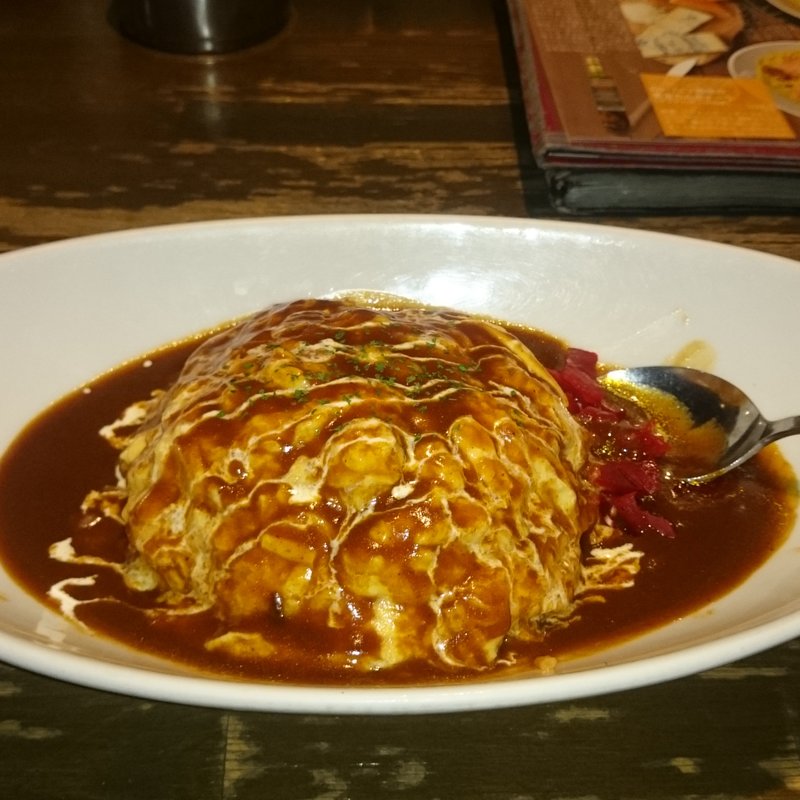 チーズinふわふわ帽子のオムライス(ベビーフェイスプラネッツ 河内長野店)