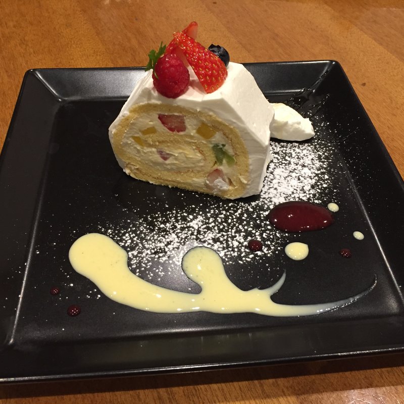 ハニーロールトライフル(スパイラルカフェ)