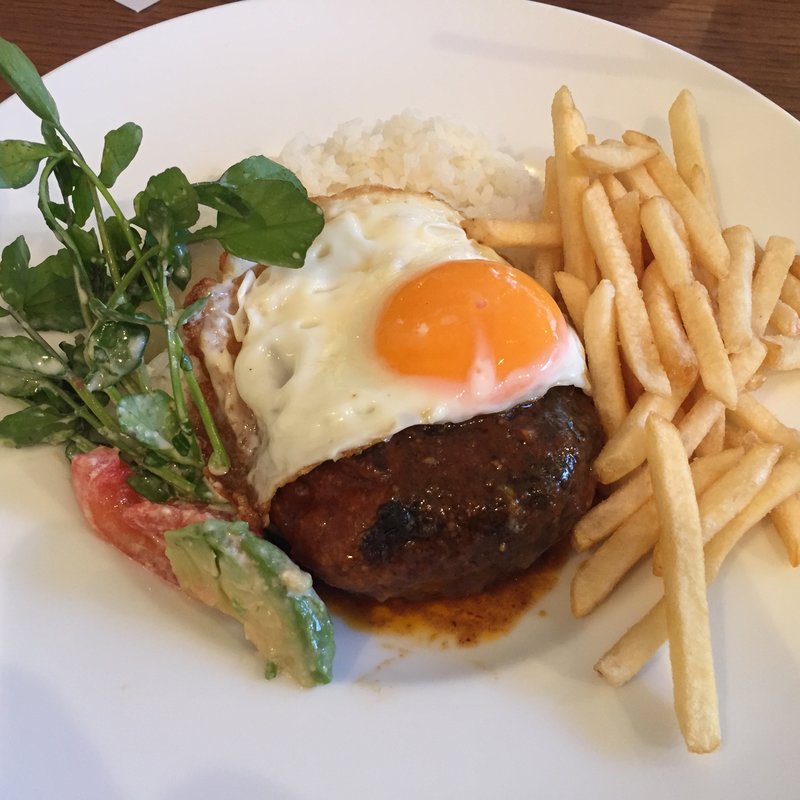 ハンバーグプレート (ブランチ)(yao)