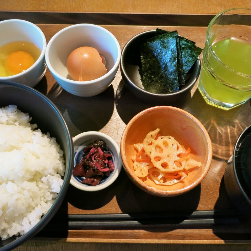 薩摩赤玉の玉子かけごはん(伊右衛門サロン)