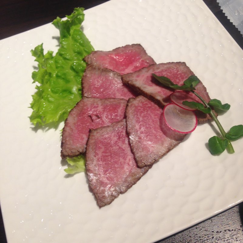 ローストビーフの燻製(肉の楽園 )