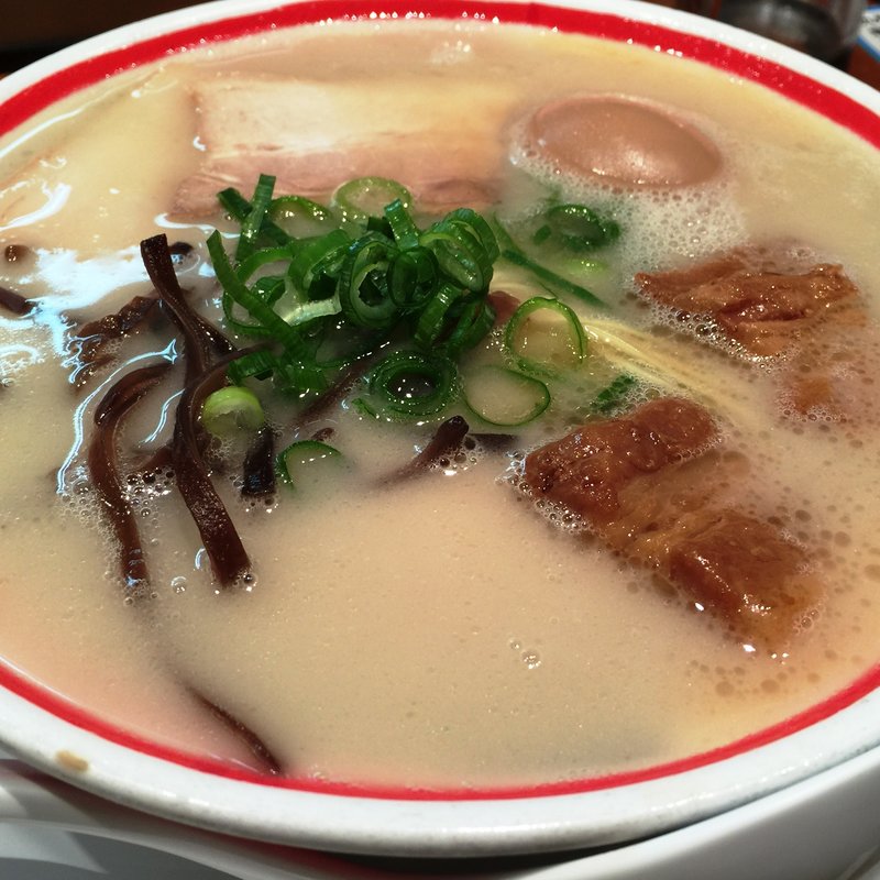 ぼんしゃん　角肉味玉入り(九州じゃんがら 日本橋店)