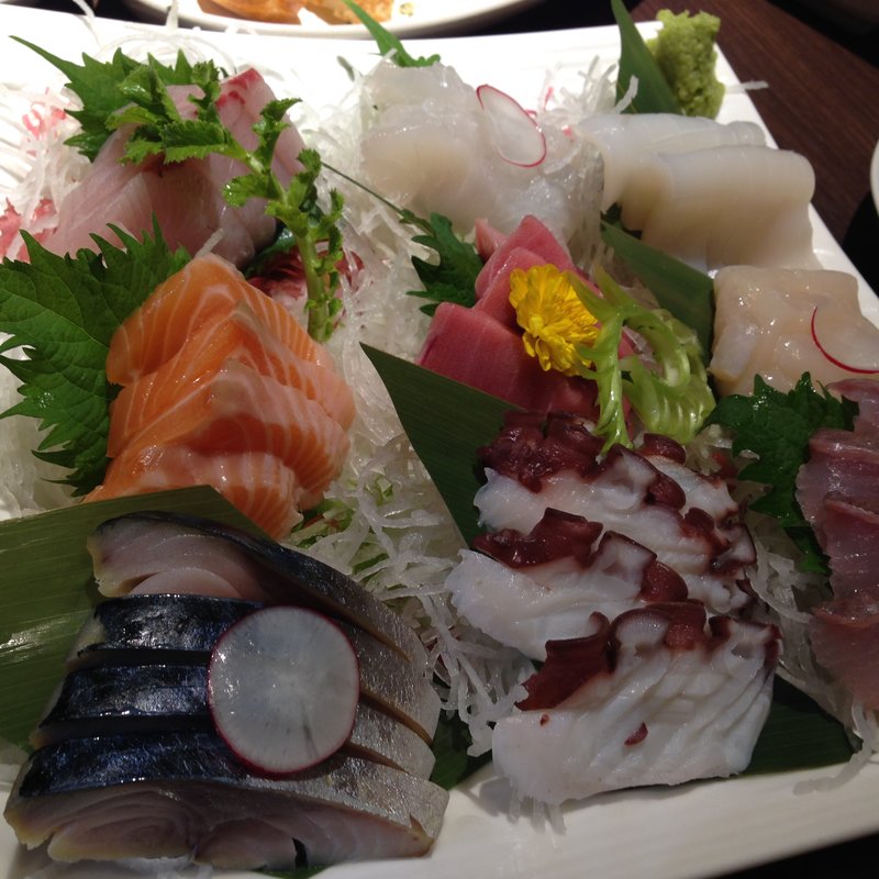 刺身盛り　9点(北海道まるごとダイニング　うまいっしょ)