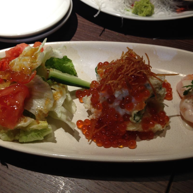 料理長おすすめ北海盛り(北海道まるごとダイニング　うまいっしょ)