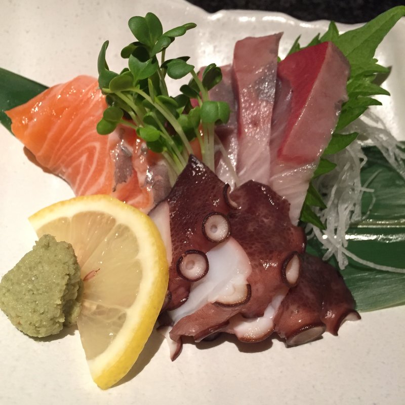 お造り盛り合わせ3種(Foods bar 栞屋 （フーズバー シオリヤ）)