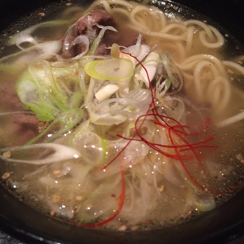 牛タンネギ塩ラーメン(Foods bar 栞屋 （フーズバー シオリヤ）)