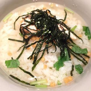 鮭茶漬け(Foods bar 栞屋 （フーズバー シオリヤ）)