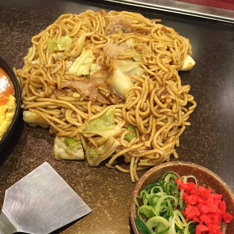 焼きそば大 豚(錦わらい 錦本店 （にしきわらい）)