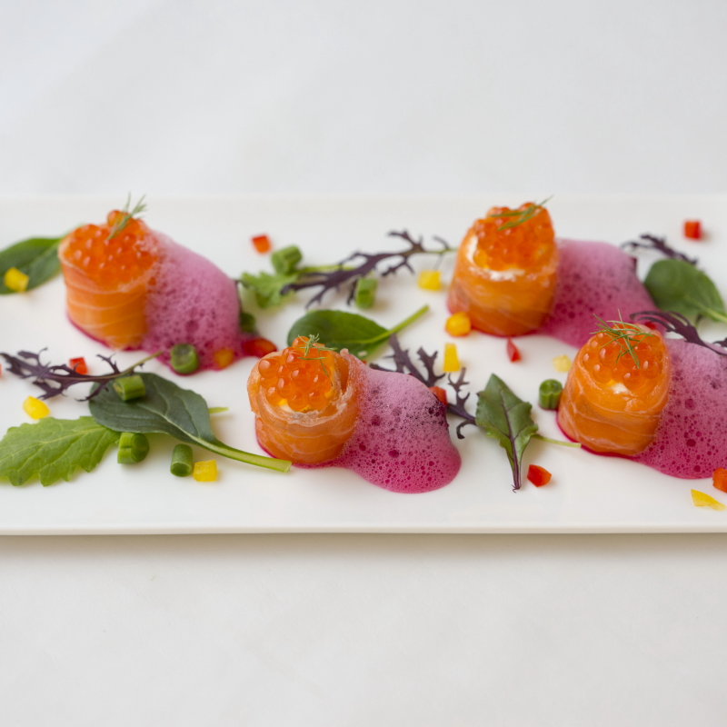 サーモンとイクラのカルパッチョ(ラ・ヴェリータ （LA VERITA）)