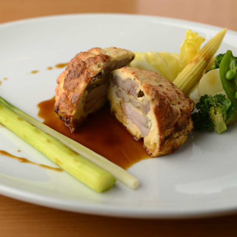 鶏肉のパイ包み(La Vie （ラ ヴィ）)