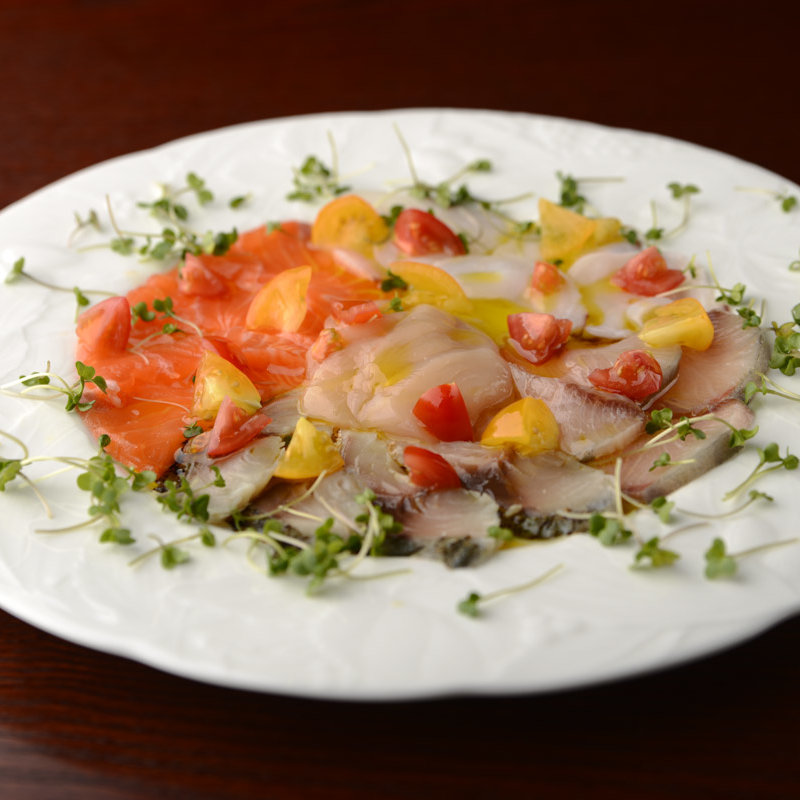 鮮魚のカルパッチョ(VINOIR)