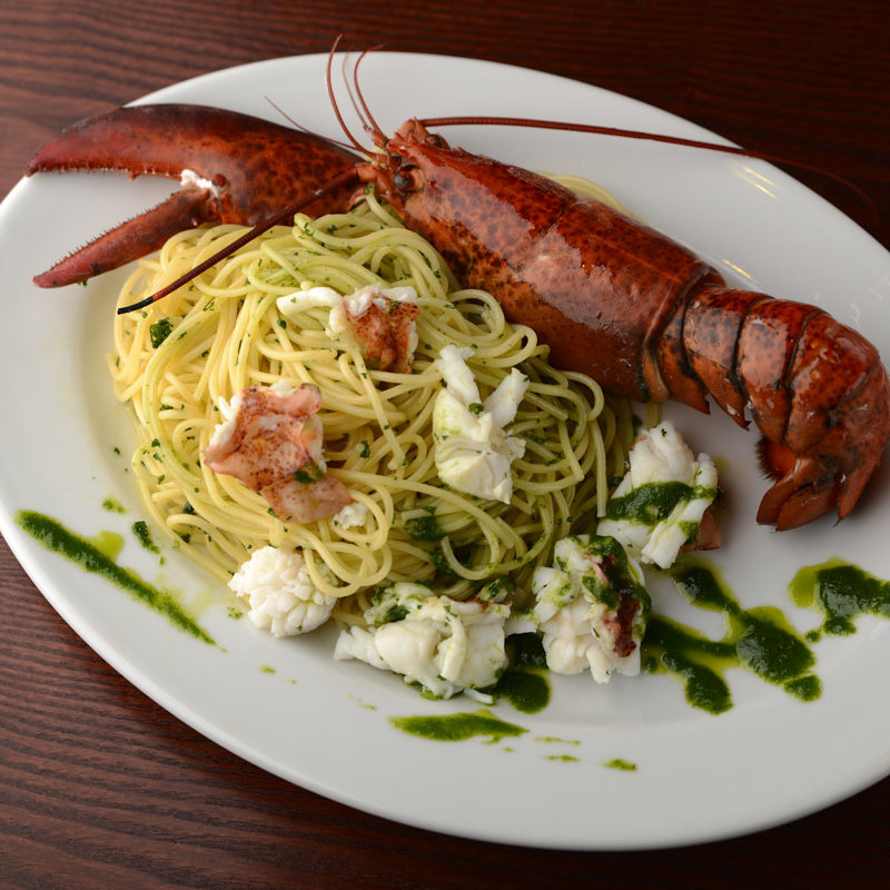 オマール海老のパスタ(VINOIR)