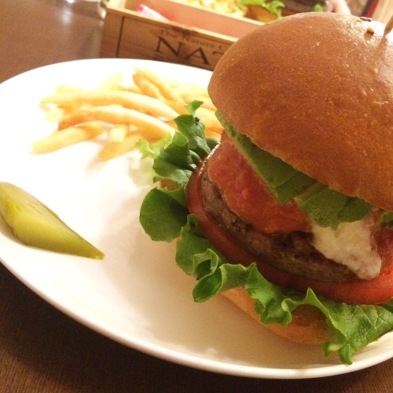 プレミアムバーガー(COYOTE （コヨーテ）)