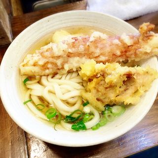 とり天ちくわ天うどん(おにやんま　五反田本店)