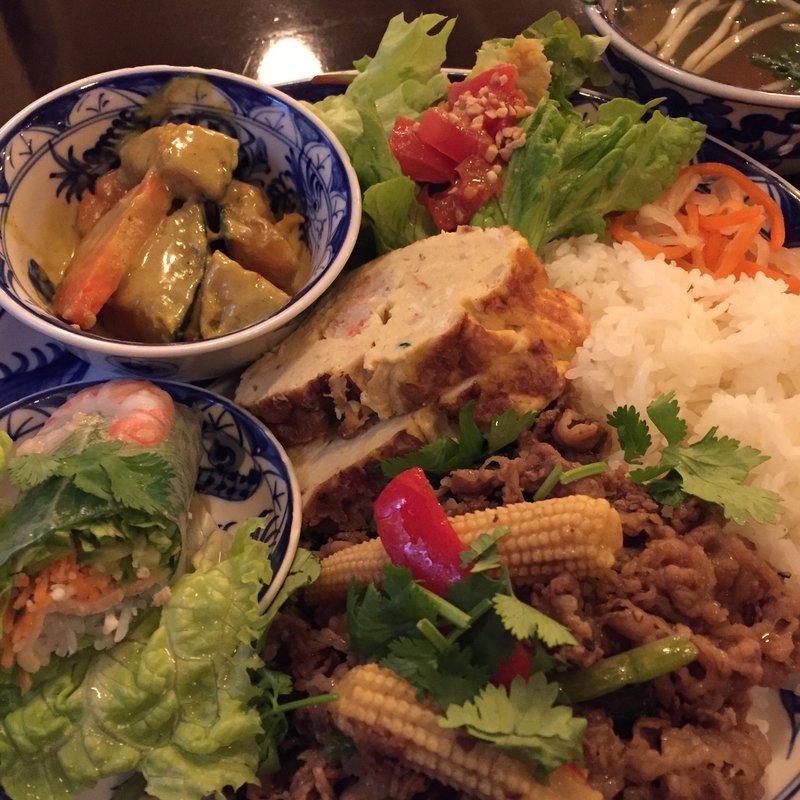 コムビンザン(Restaurant RIVE GAUCHE （レストラン リヴ・ゴーシュ）)