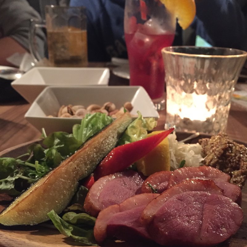 合鴨ロースの燻製(タペオ )