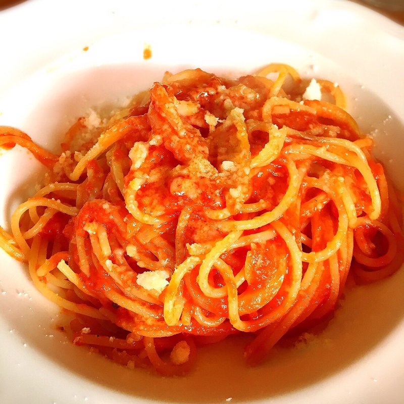 トマトとチーズのパスタ(ラ・ポルタ LA PORTA )